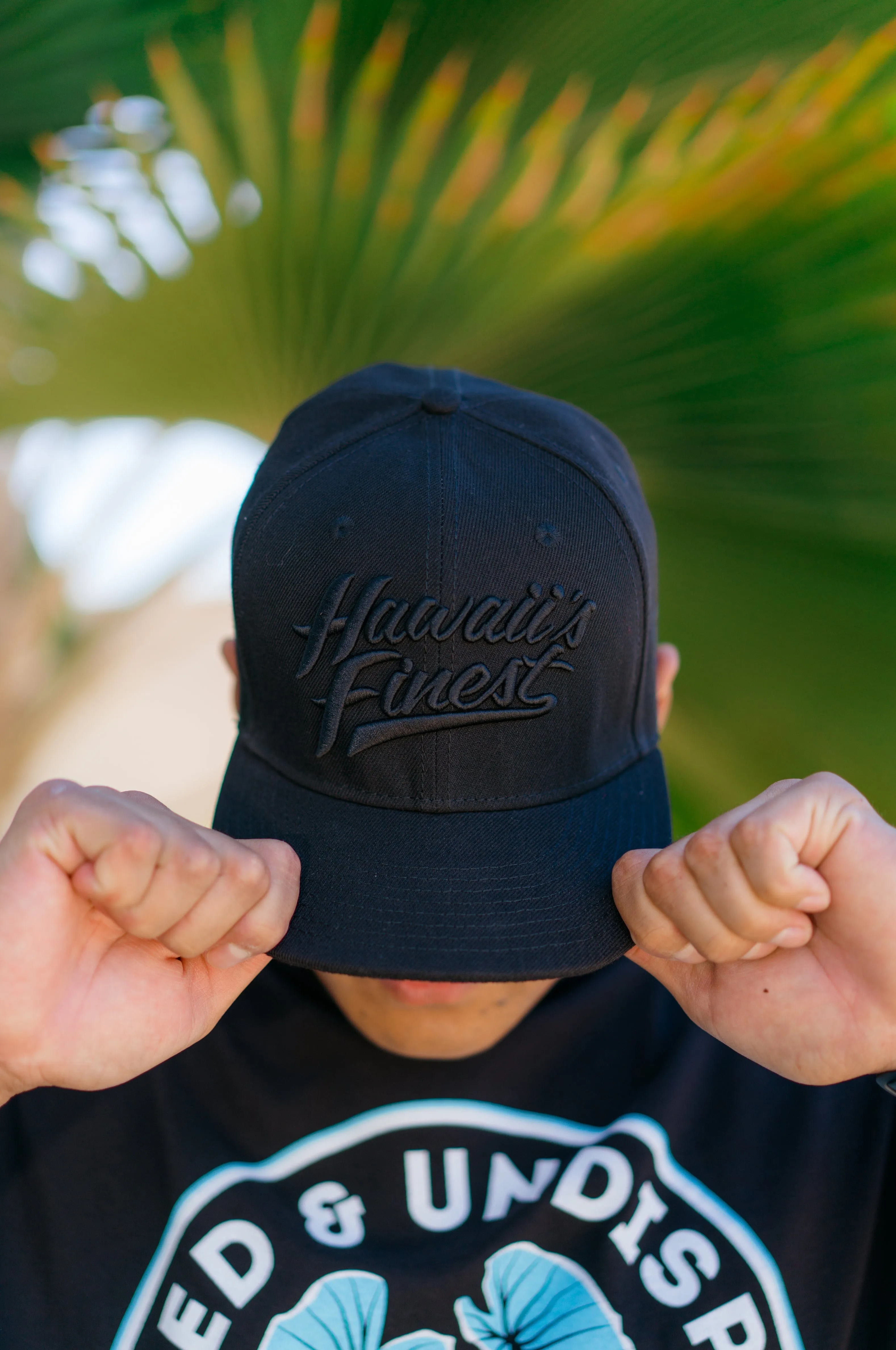 ALL BLACK SCRIPT HAT