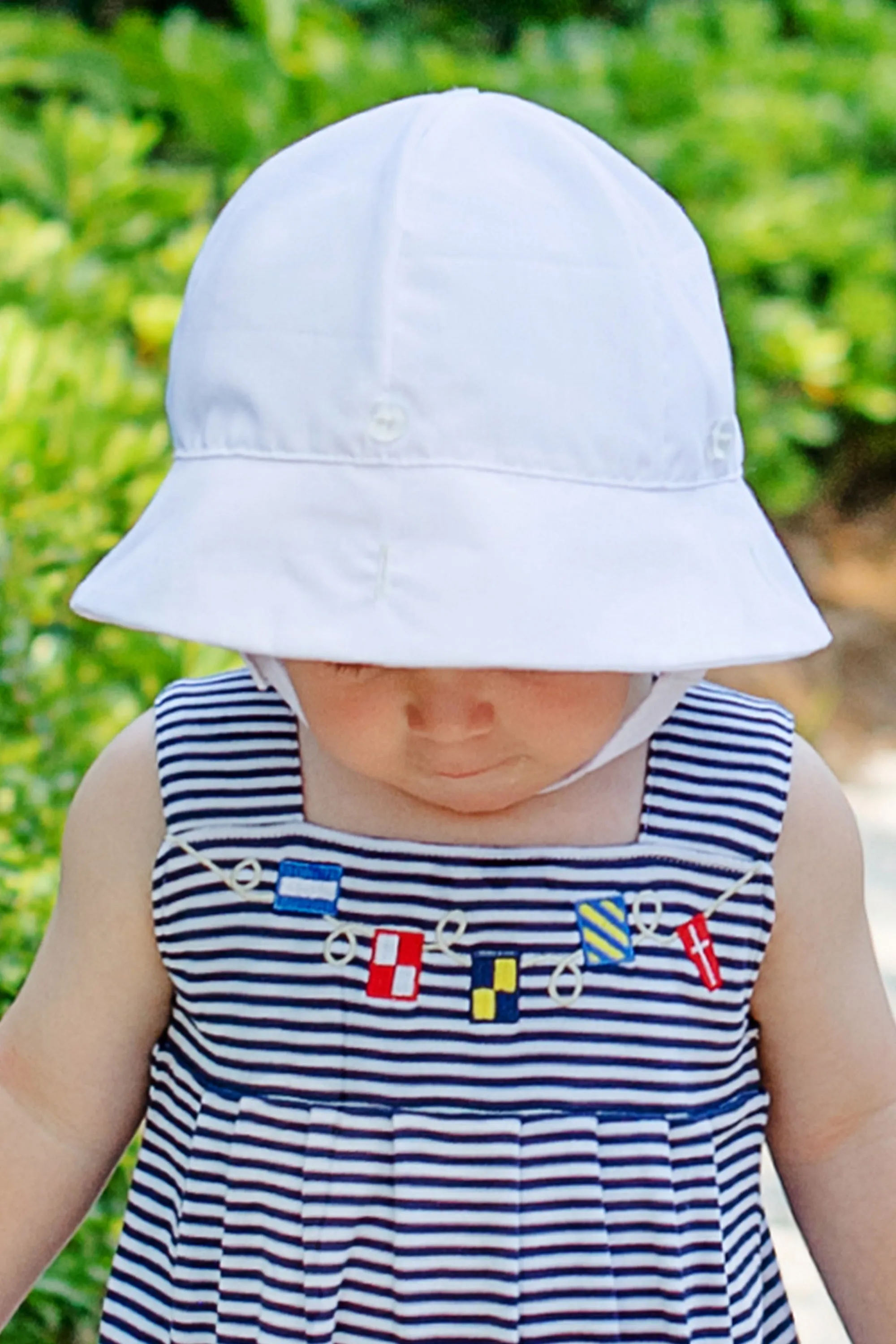 Beaufort Bucket - Worth Avenue White