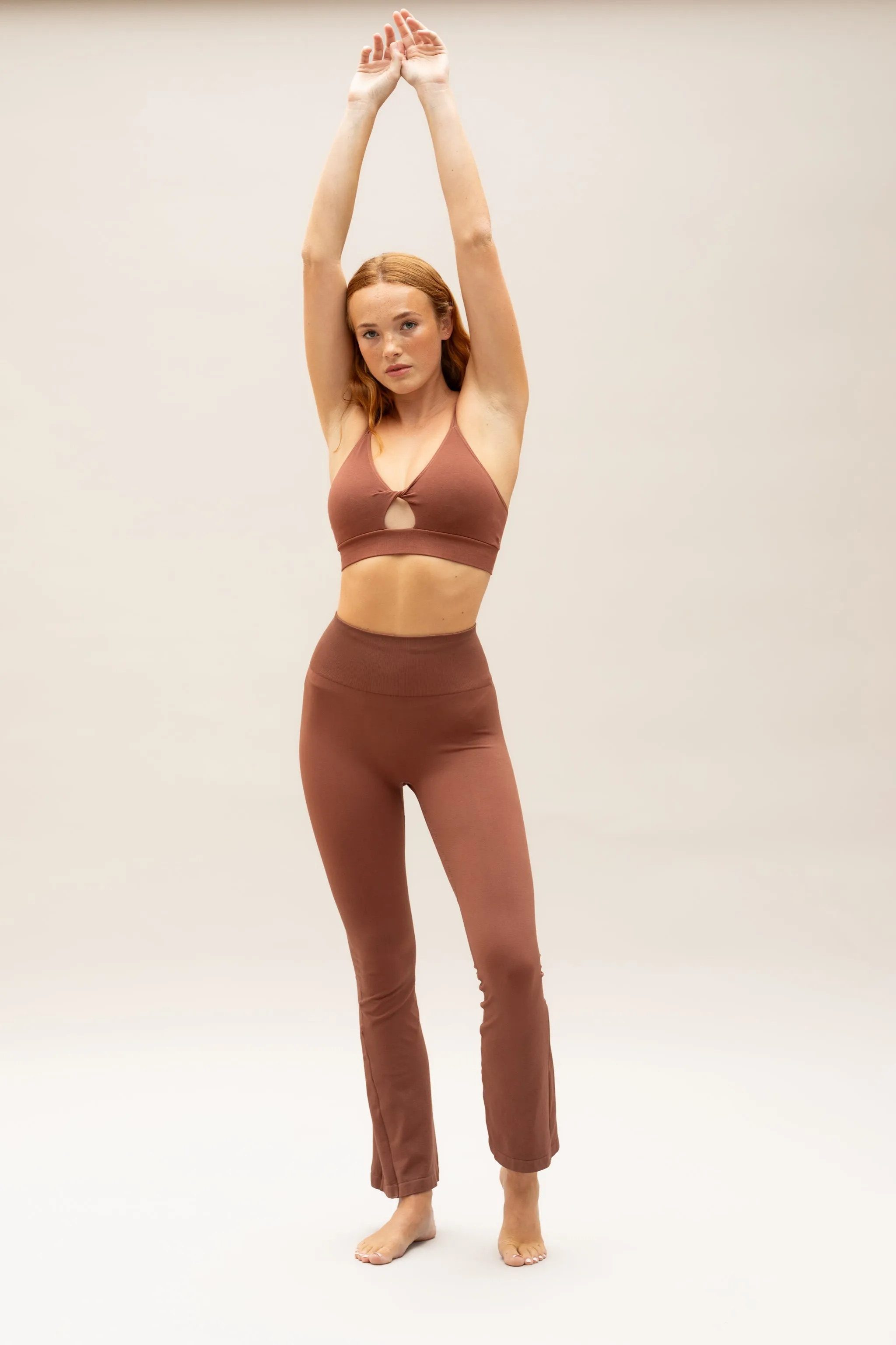 RADIANCE FLARE LEGGING